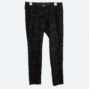 One 5 One Bump it Up Black Velour parsley Low Front Rise Maternity Pant size M